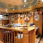 Das Weiss Blaue Haus